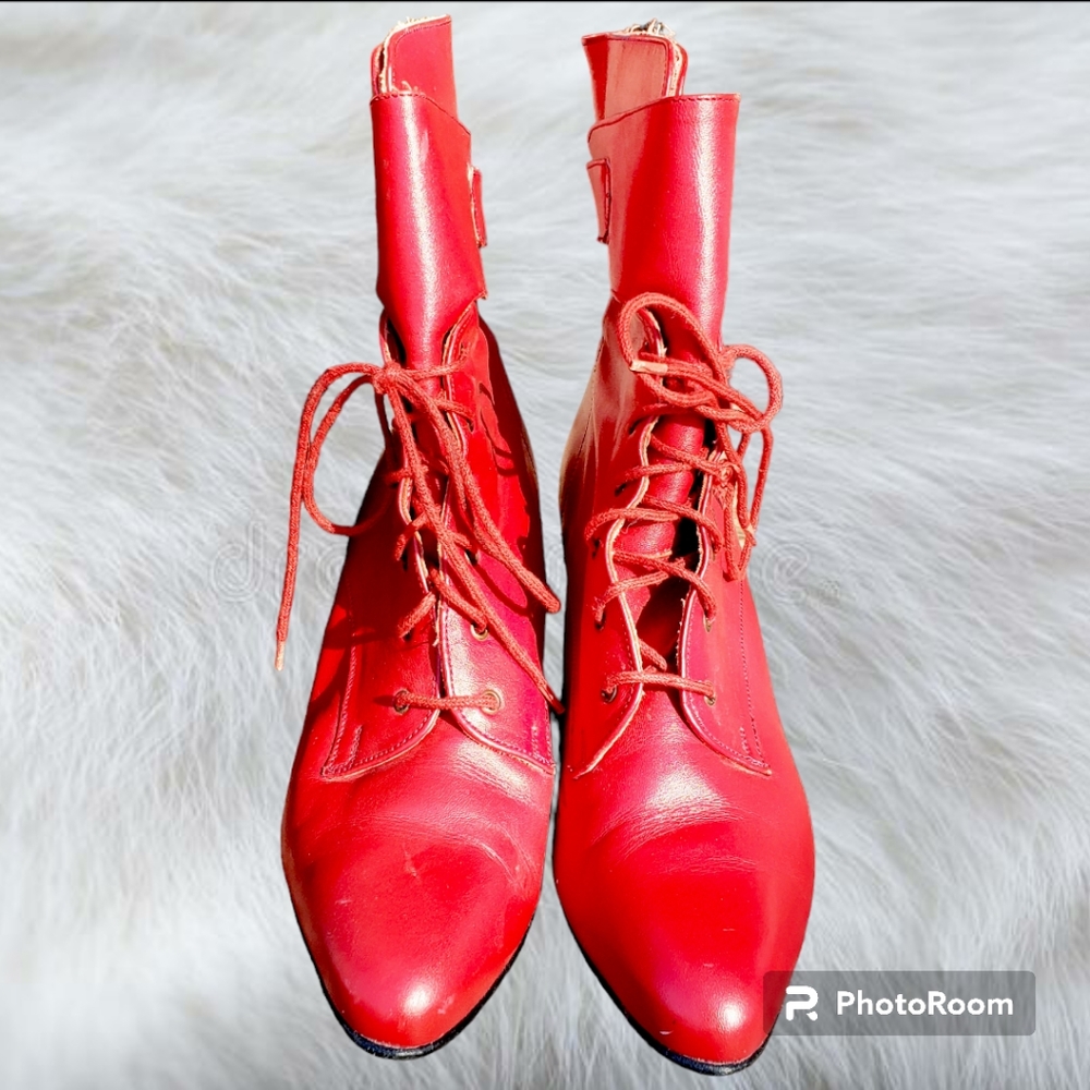 Vintage Red High heel ankle boots - Picture 4 of 15